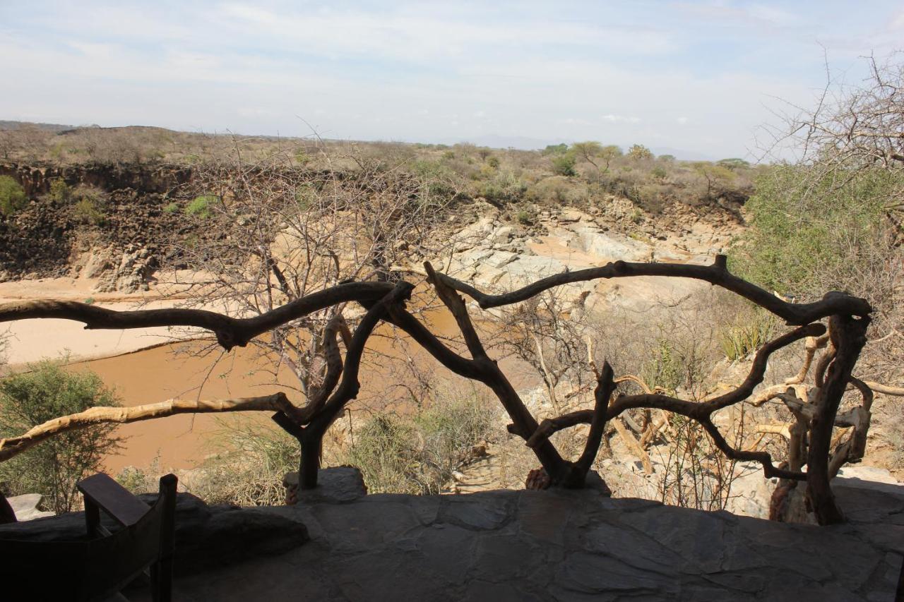 Lion'S Cave Camp, Samburu Villa Archers Post Luaran gambar