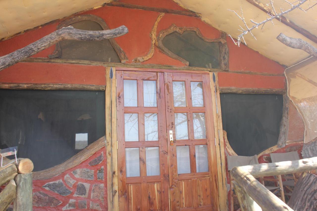 Lion'S Cave Camp, Samburu Villa Archers Post Luaran gambar