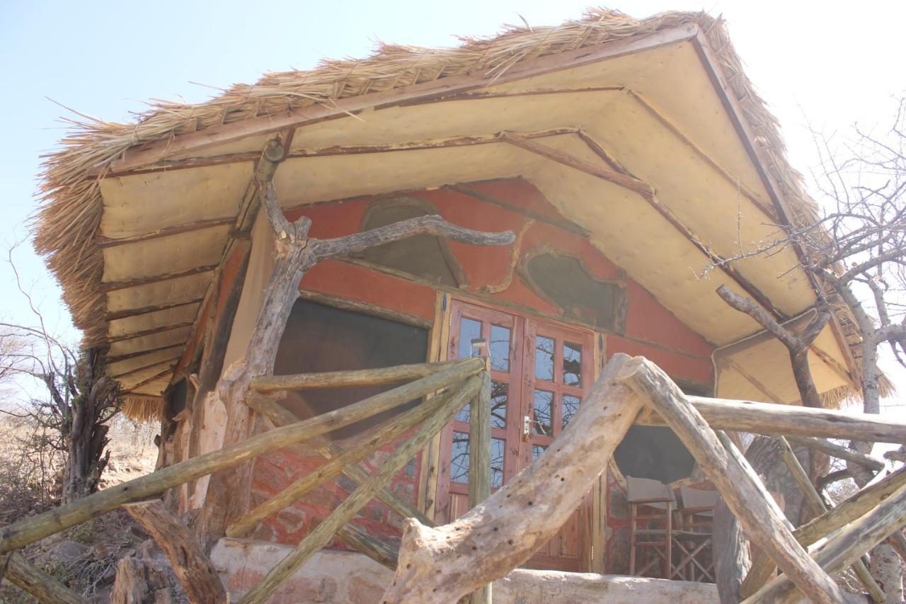 Lion'S Cave Camp, Samburu Villa Archers Post Luaran gambar