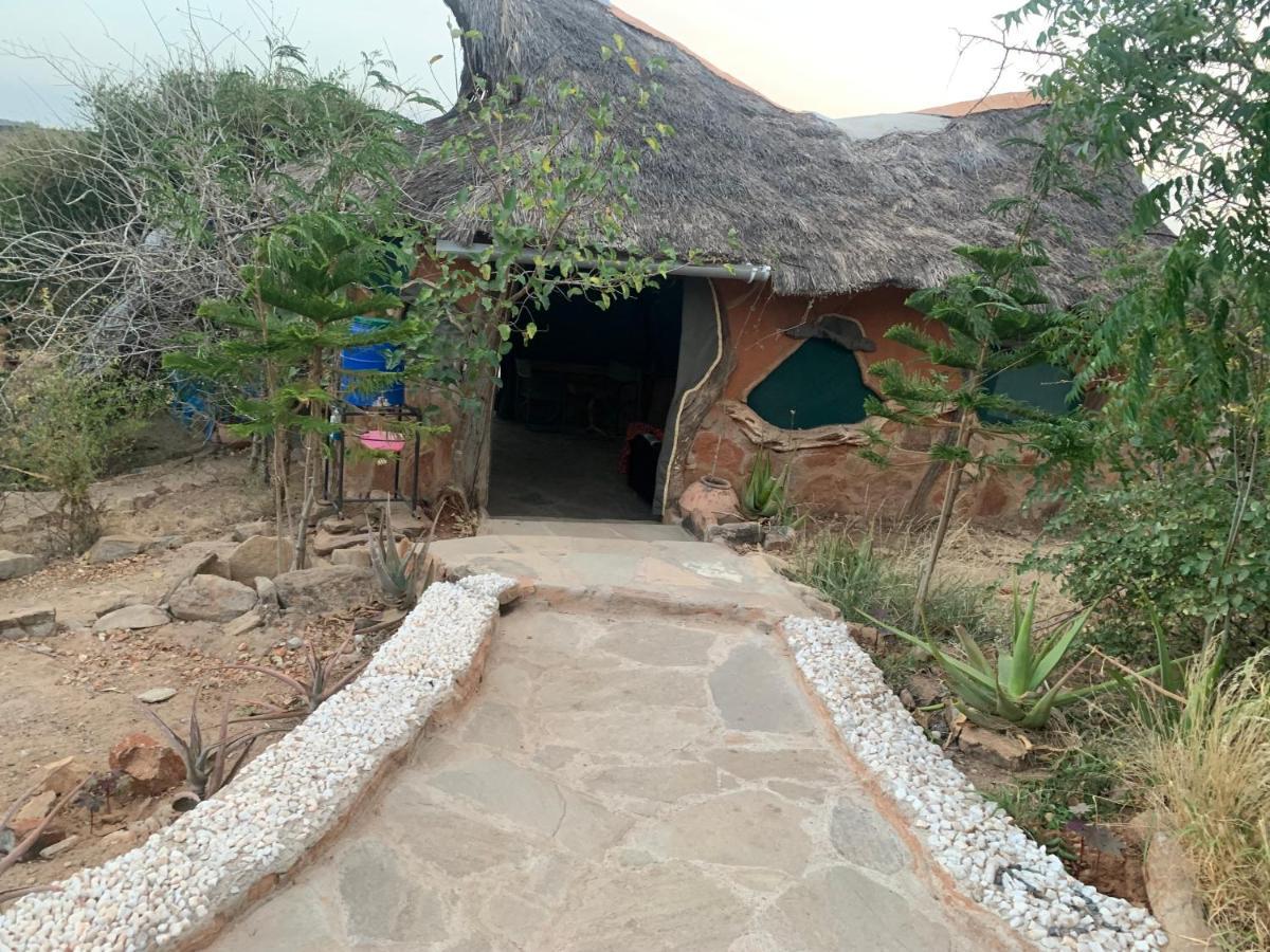 Lion'S Cave Camp, Samburu Villa Archers Post Luaran gambar