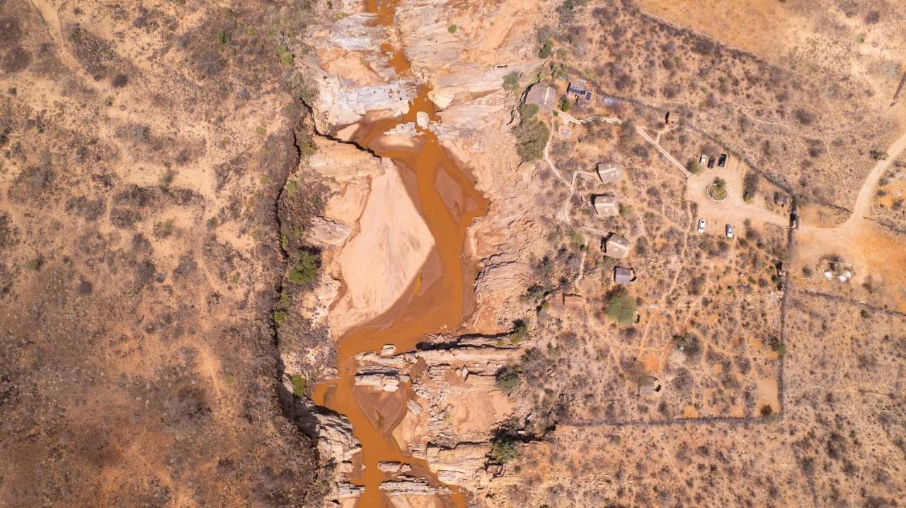 Lion'S Cave Camp, Samburu Villa Archers Post Luaran gambar