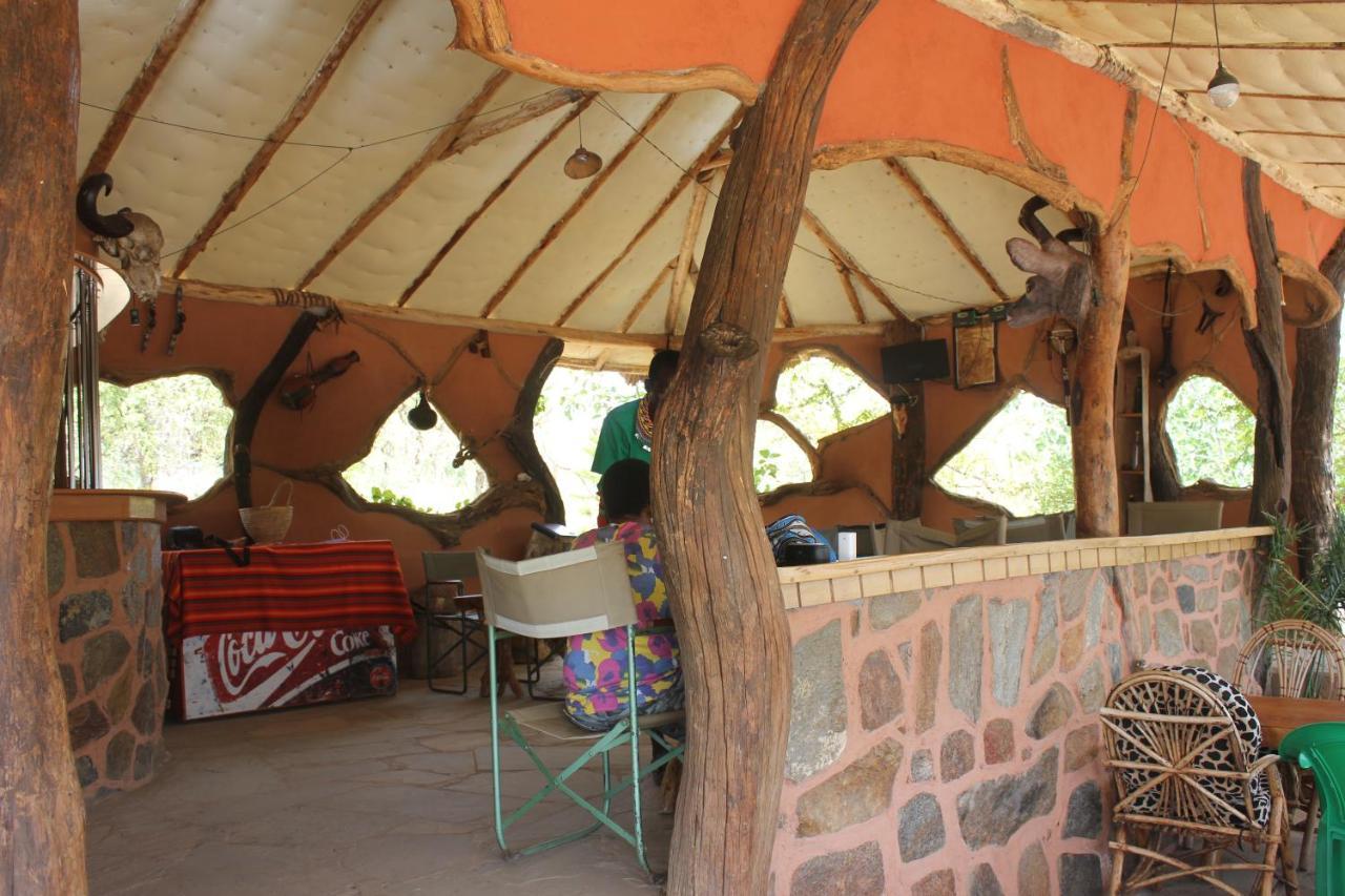 Lion'S Cave Camp, Samburu Villa Archers Post Luaran gambar