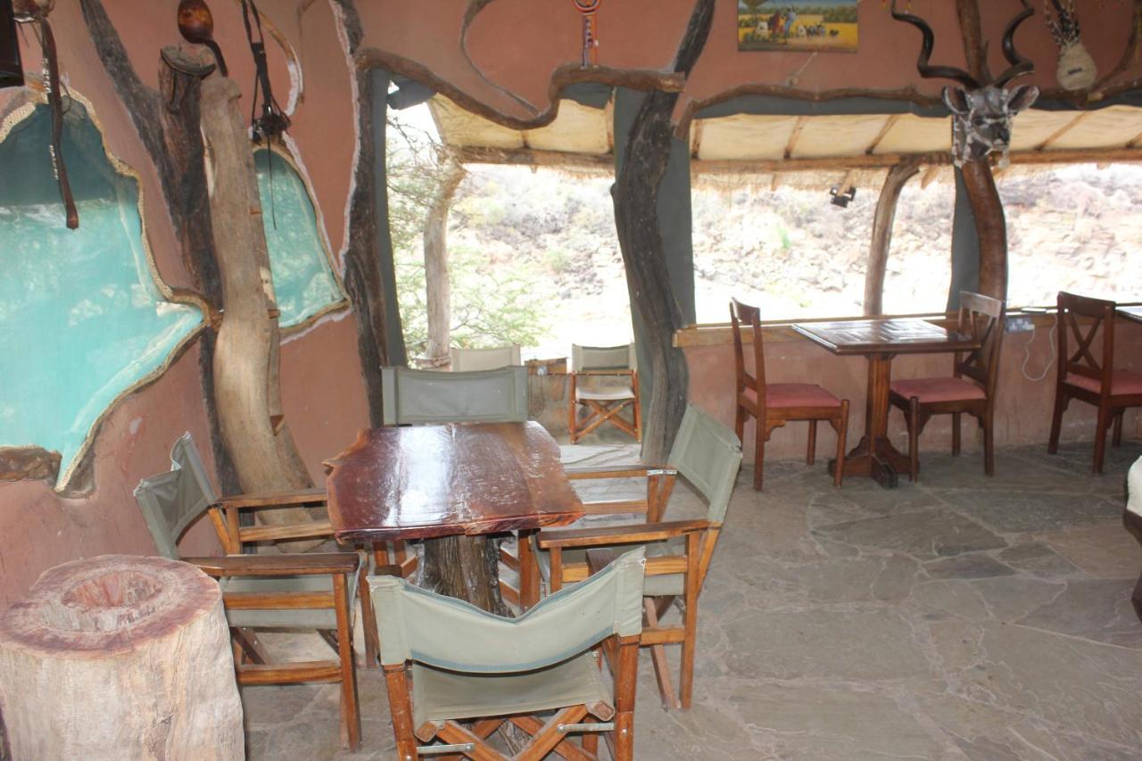 Lion'S Cave Camp, Samburu Villa Archers Post Luaran gambar