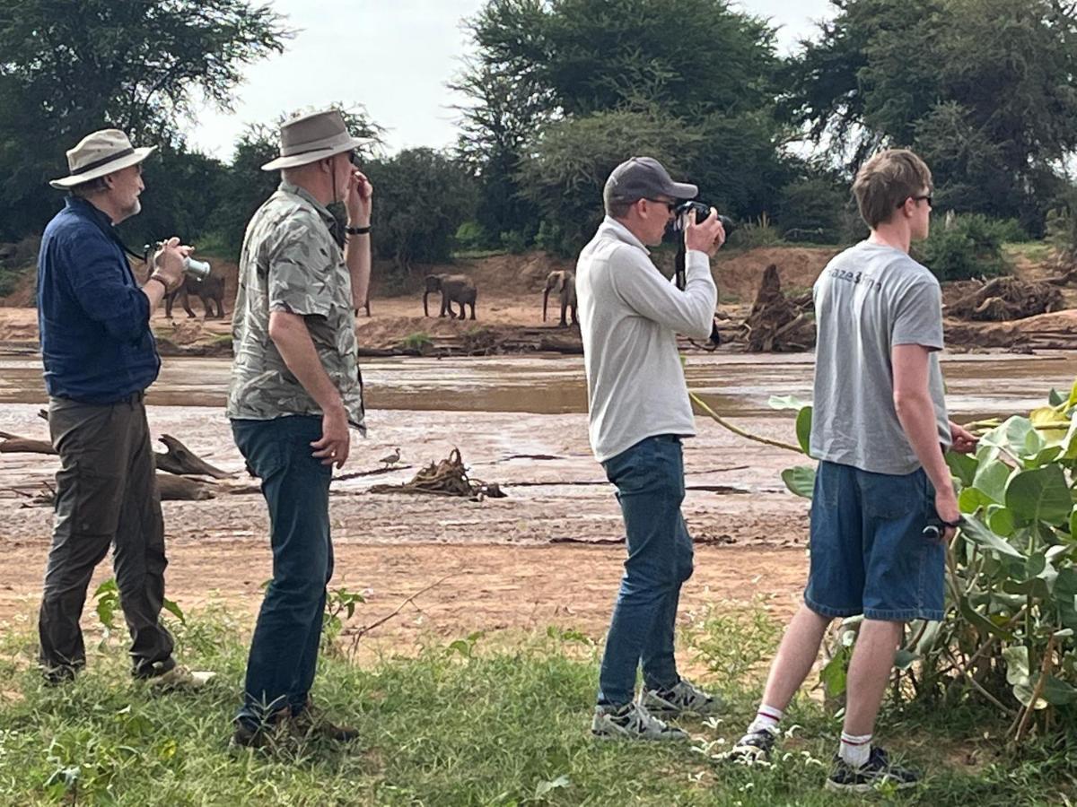 Lion'S Cave Camp, Samburu Villa Archers Post Luaran gambar